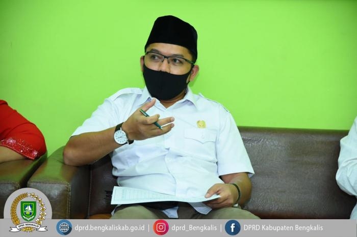 Surya Budiman Berjanji akan Mengawal Usulan Prioritas Desa Simpang Padang.